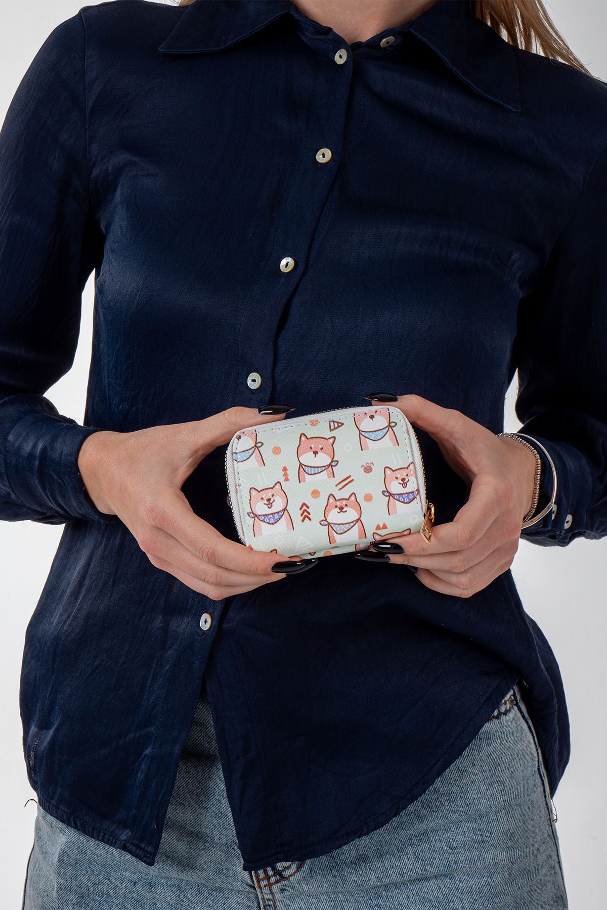 Köpek Desenli Kadın Fermuarlı Ve Çıtçıtlı Bozuk Para Bölmeli Cüzdan